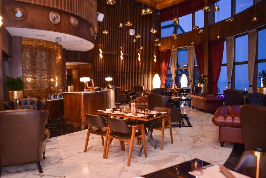 Century Marina Hotel, Lusail