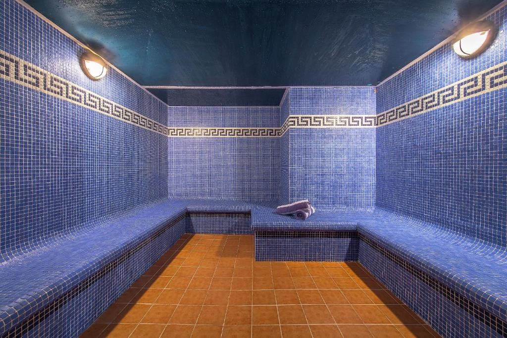 Ezdan Hotel West Bay