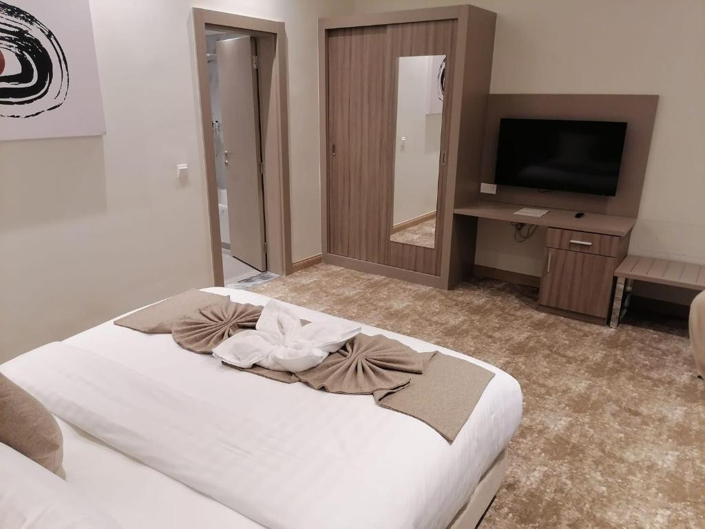 Gloria Hotel & Suites