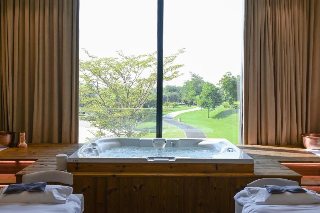 Katara Hills Doha, LXR Hotels and Resorts