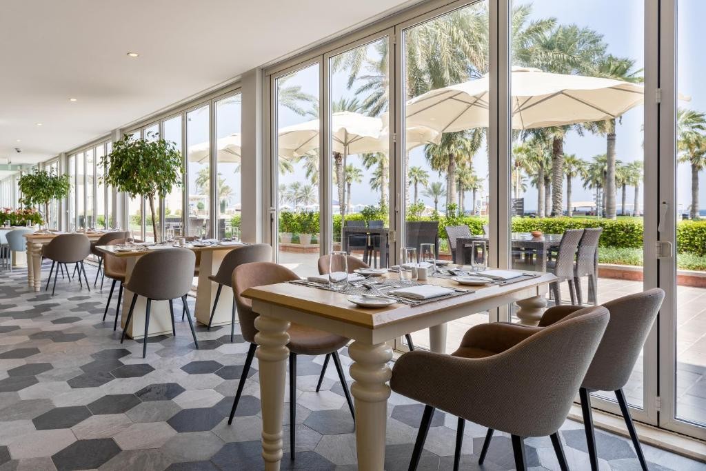 Sealine Beach, Al Murwab Resort