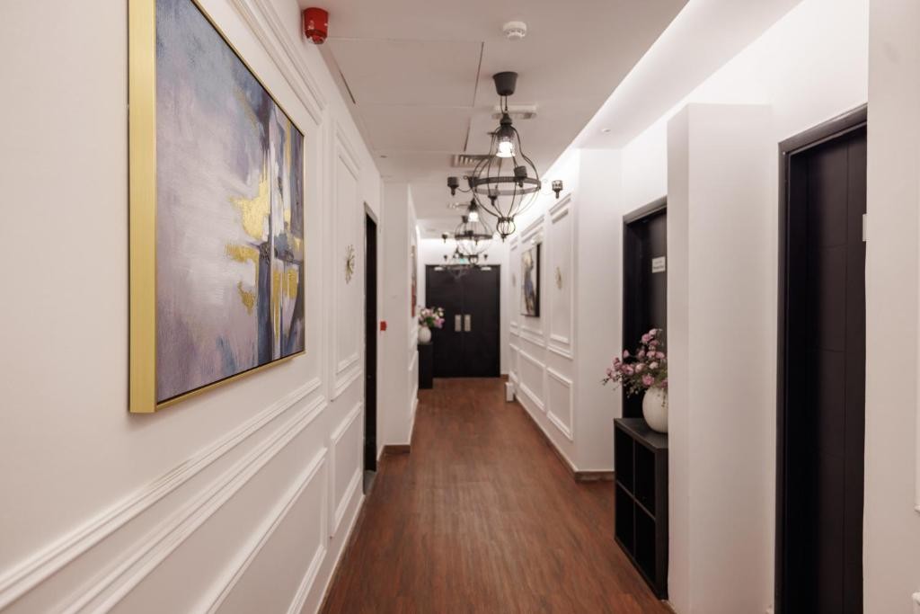 The Royal Riviera Hotel