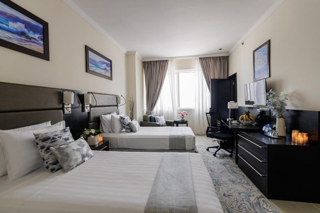 The Royal Riviera Hotel