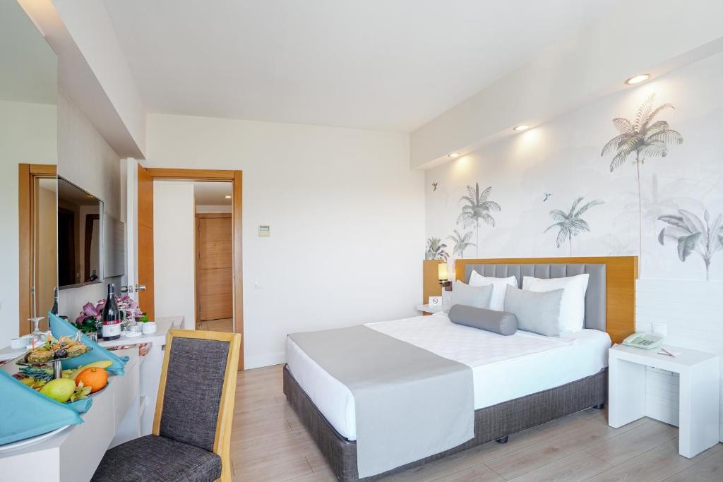 SIDE ALUNA HOTEL(EX.DIAMOND BEACH)