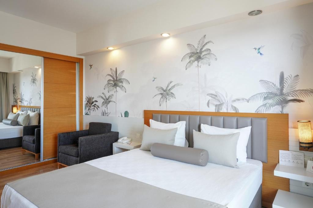 SIDE ALUNA HOTEL(EX.DIAMOND BEACH)