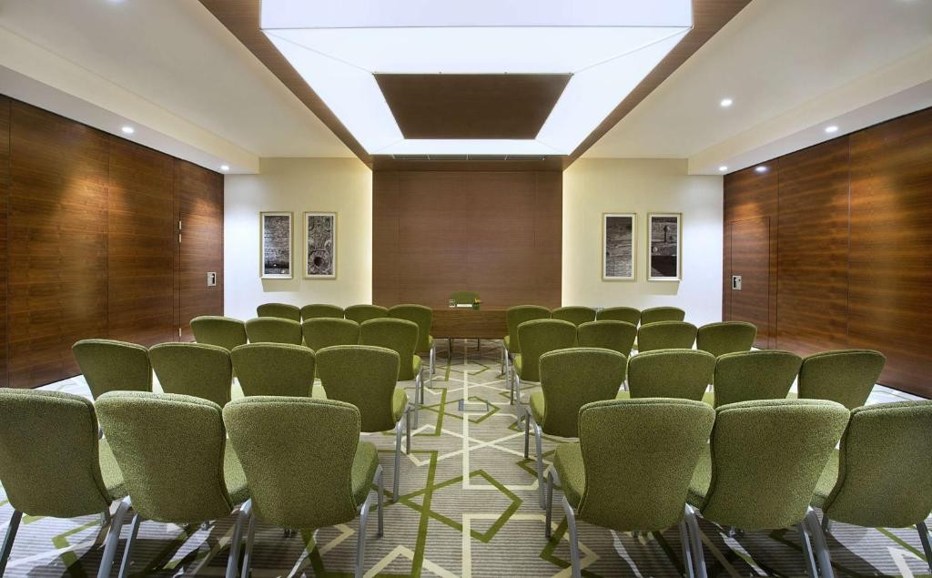 Hilton Garden Inn Dubai Deira