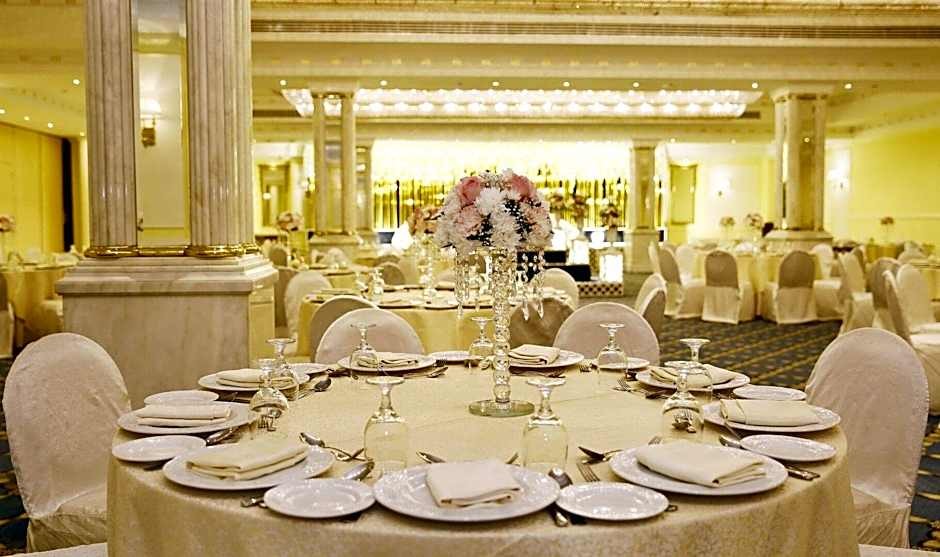 Sunday Suites Excelsior Hotel (ex:Grand Excelsior Hotel Deira-Dubai)