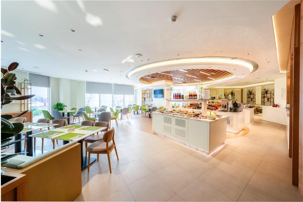 Hilton Garden Inn Dubai Jumeirah