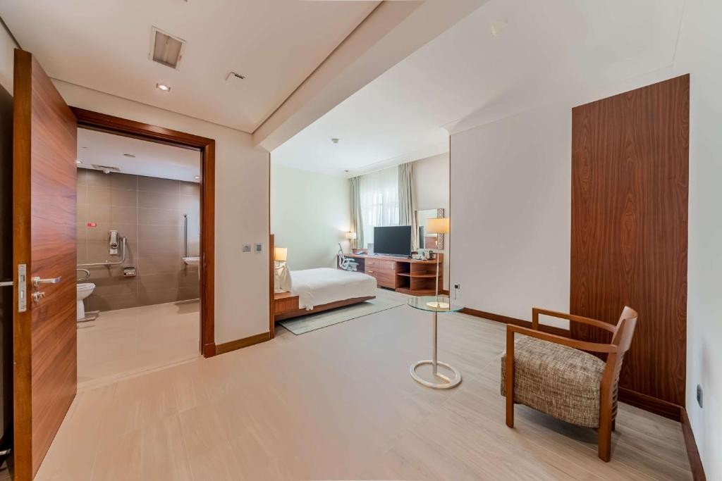 Hilton Garden Inn Dubai Jumeirah