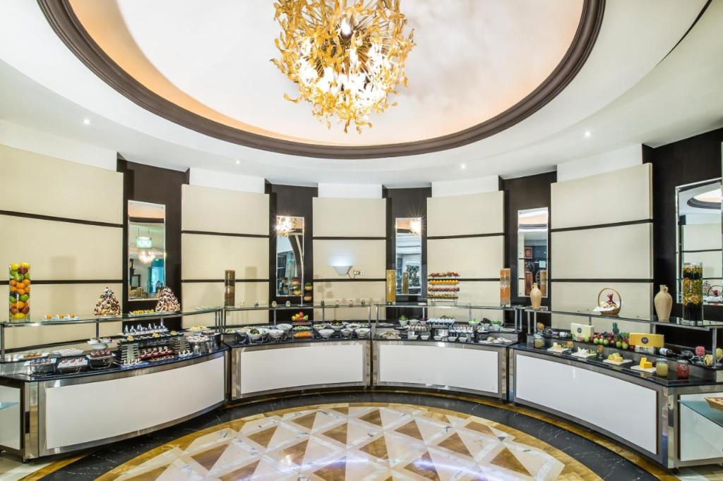 Sunday Holiday International Hotel