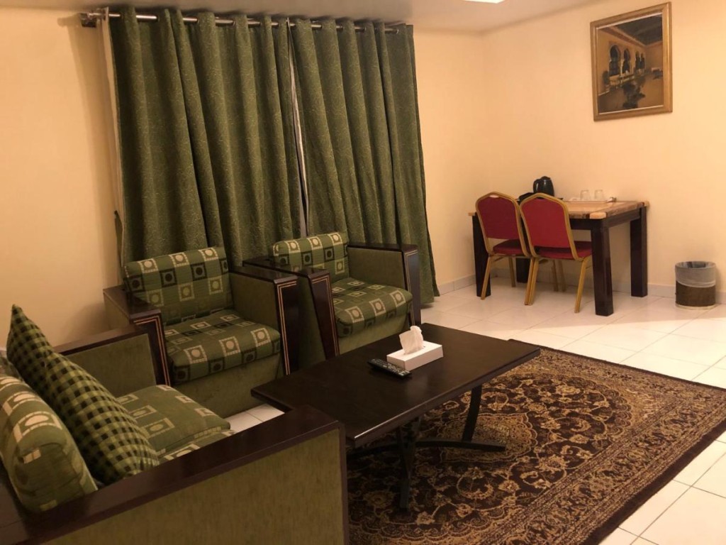 New Royal Mark Hotel