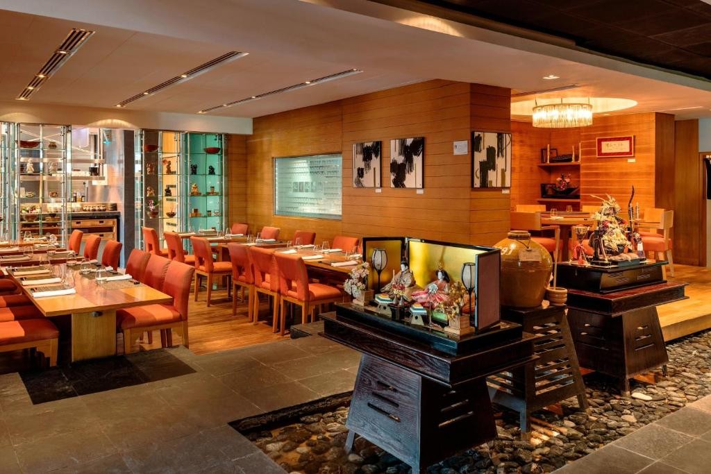 Le Meridien Dubai Hotel & Conference Centre