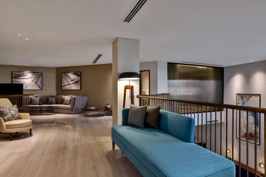 Le Meridien Dubai Hotel & Conference Centre