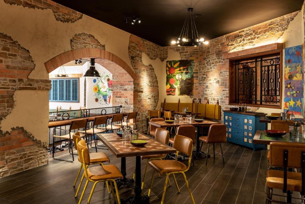 Le Meridien Dubai Hotel & Conference Centre