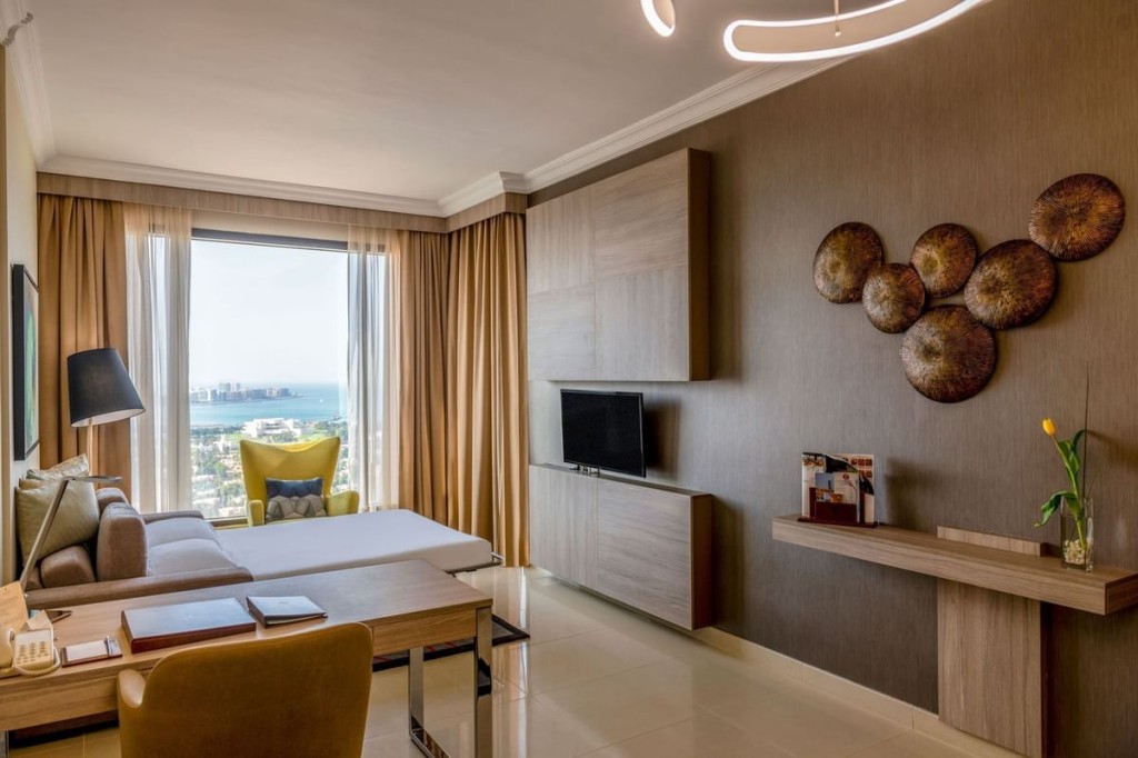 Two Seasons (Former Gloria Hotel)