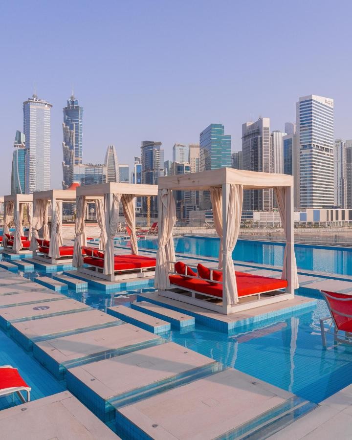 Canal Central Business Bay