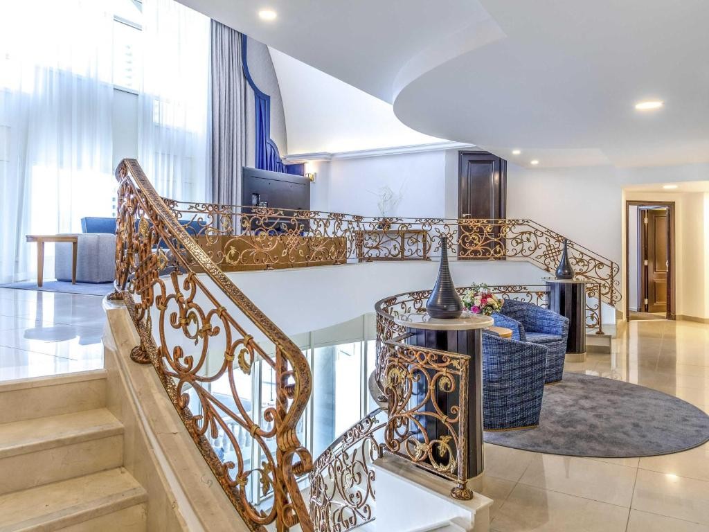 Swissotel Al Murooj Dubai