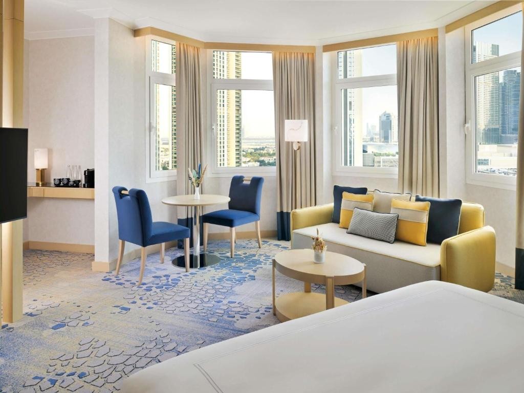 Swissotel Al Murooj Dubai