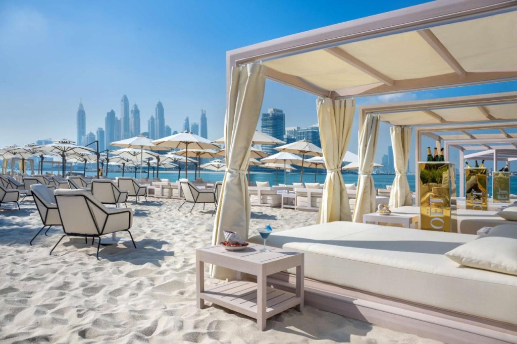 Radisson Beach Resort Palm Jumeirah Dubai