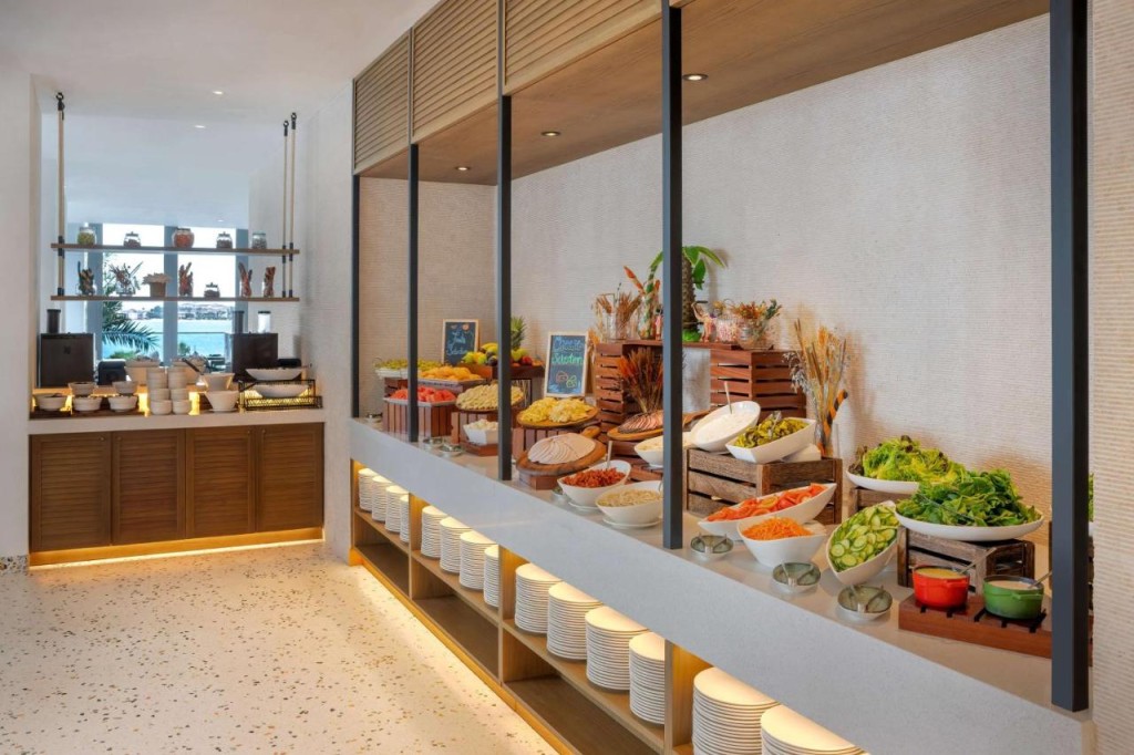 Radisson Beach Resort Palm Jumeirah Dubai