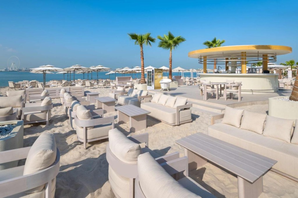 Radisson Beach Resort Palm Jumeirah Dubai