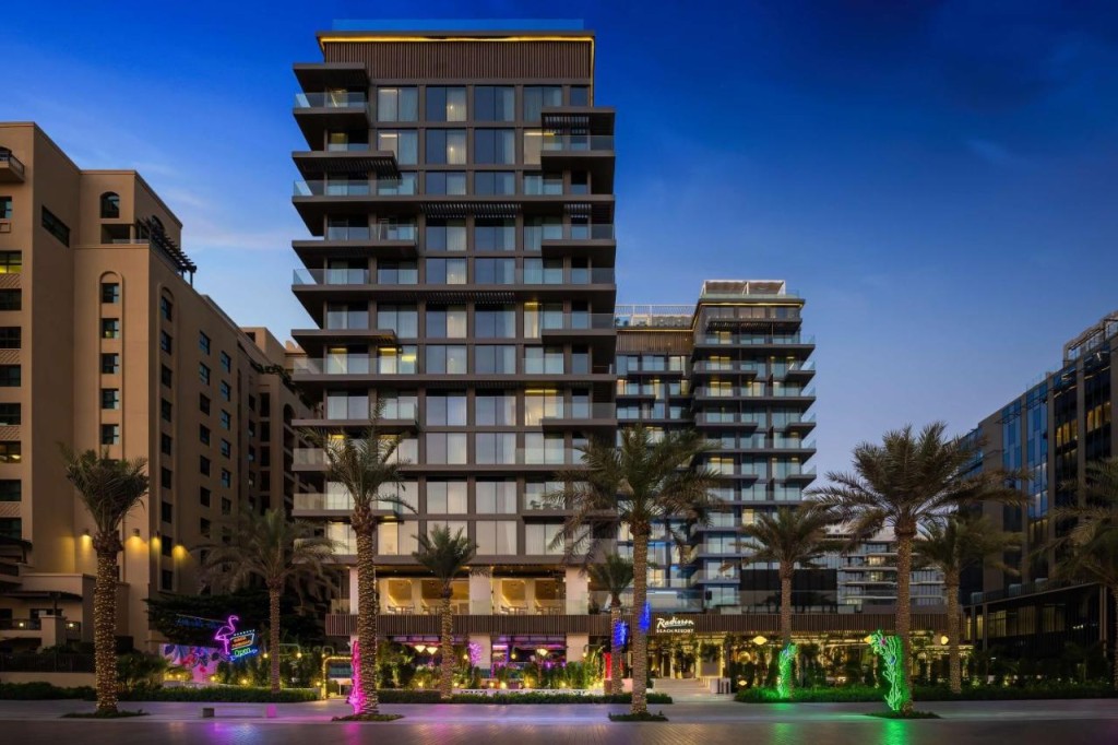 Radisson Beach Resort Palm Jumeirah Dubai