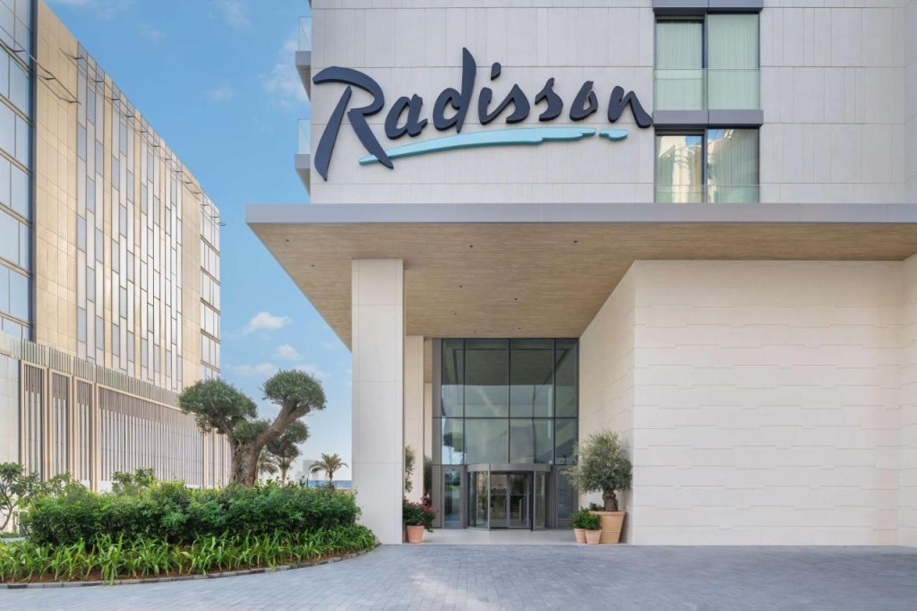Radisson Beach Resort Palm Jumeirah Dubai