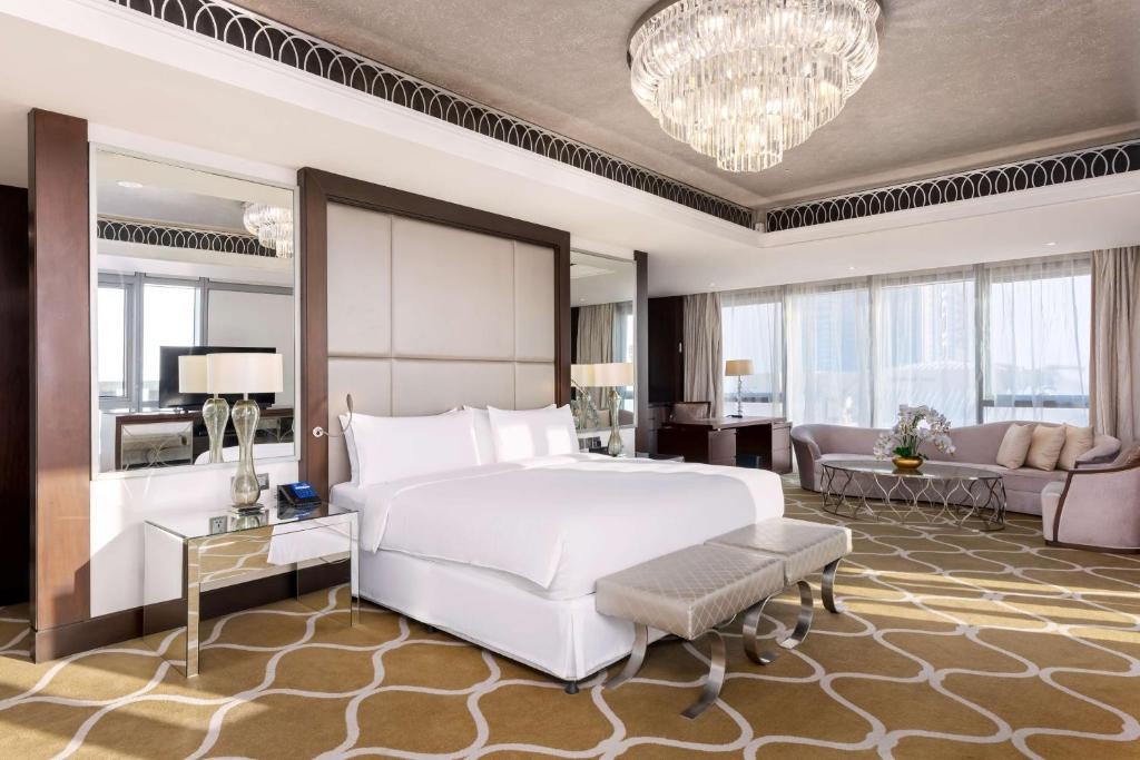 Hilton Dubai, Al Habtoor City
