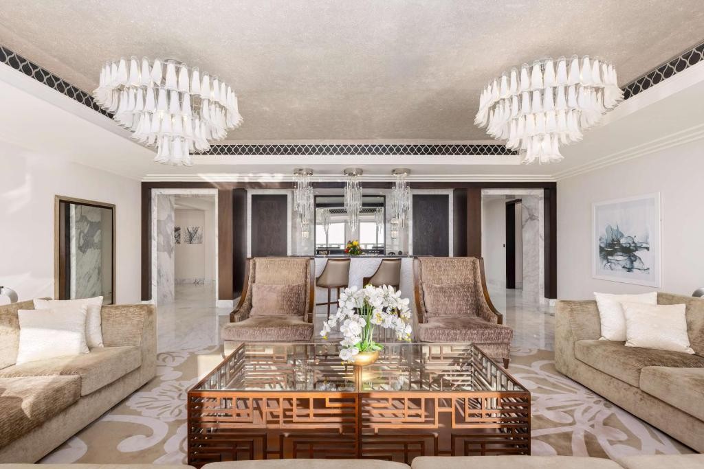 Hilton Dubai, Al Habtoor City