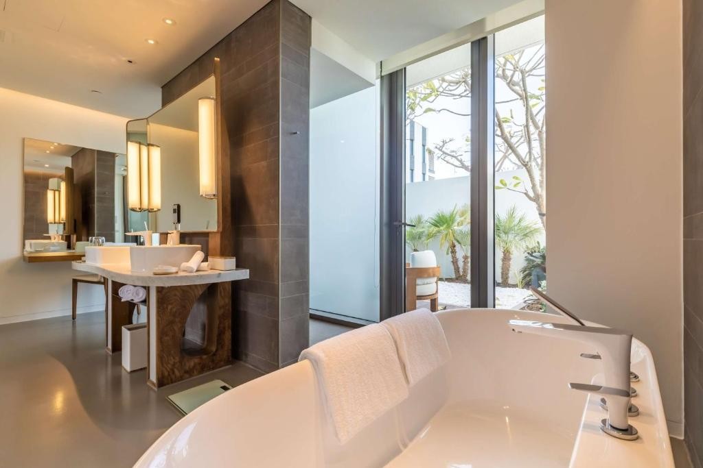 Nikki Beach Resort & Spa Dubai