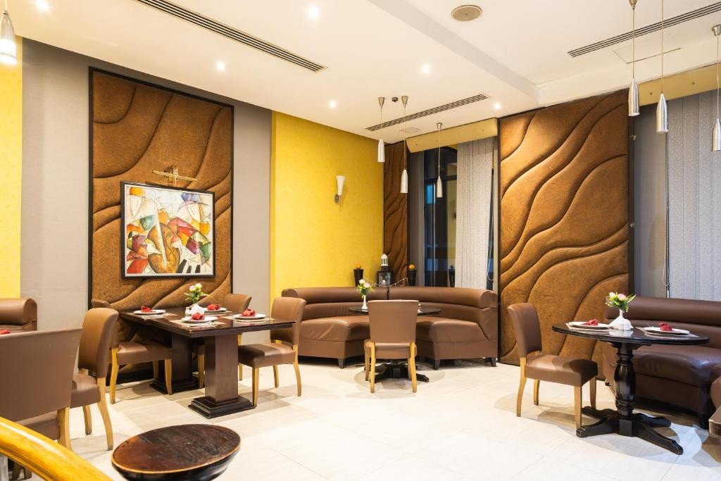 Al Jawhara Gardens Hotel