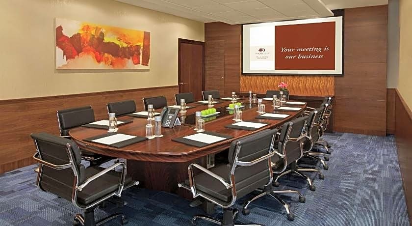 DoubleTree by Hilton Hotel & Residences Dubai – Al Barsha