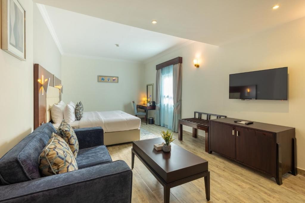 Grand Continent Hotel Dubai