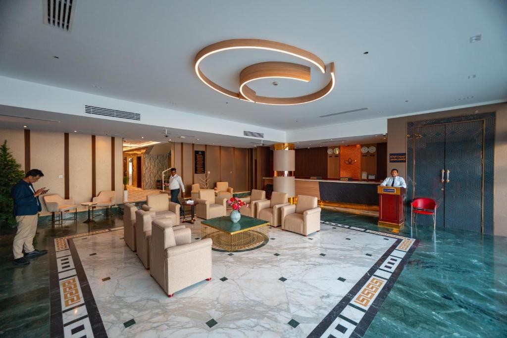 Grand Continent Hotel Dubai