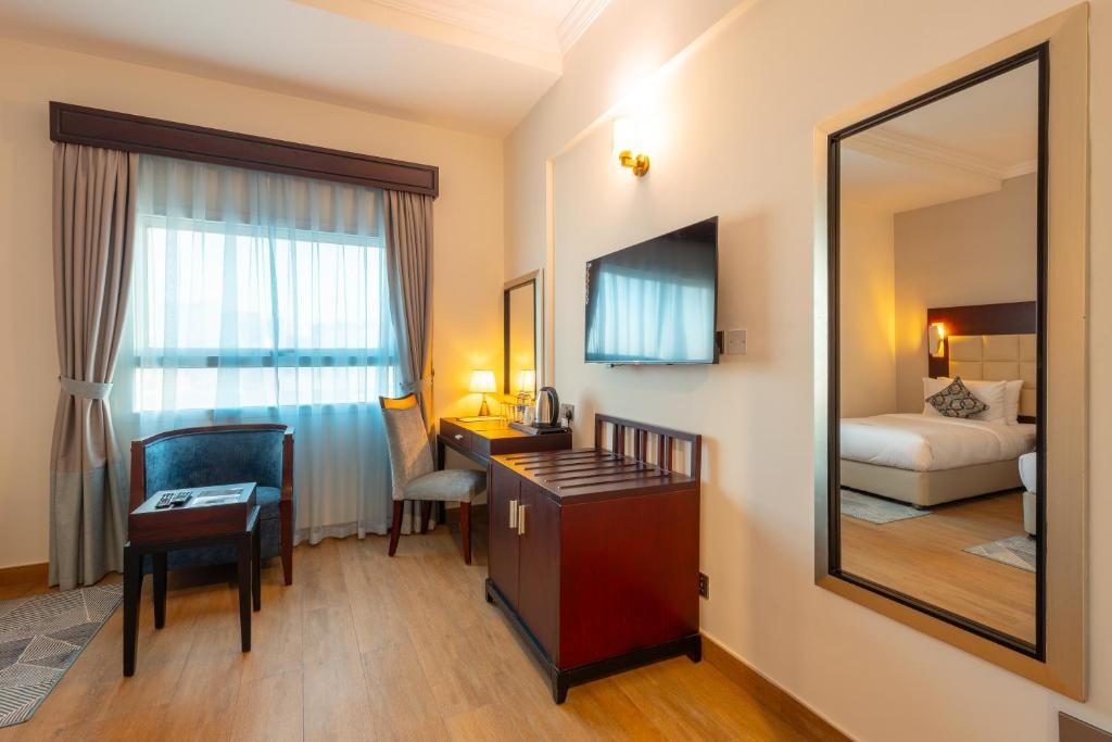 Grand Continent Hotel Dubai