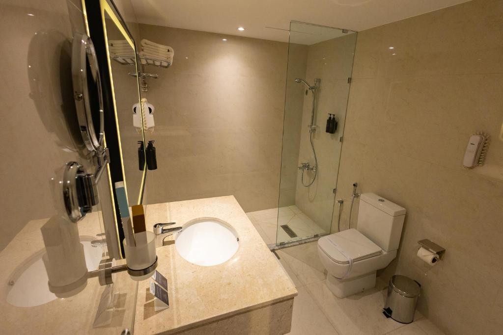 Grand Continent Hotel Dubai