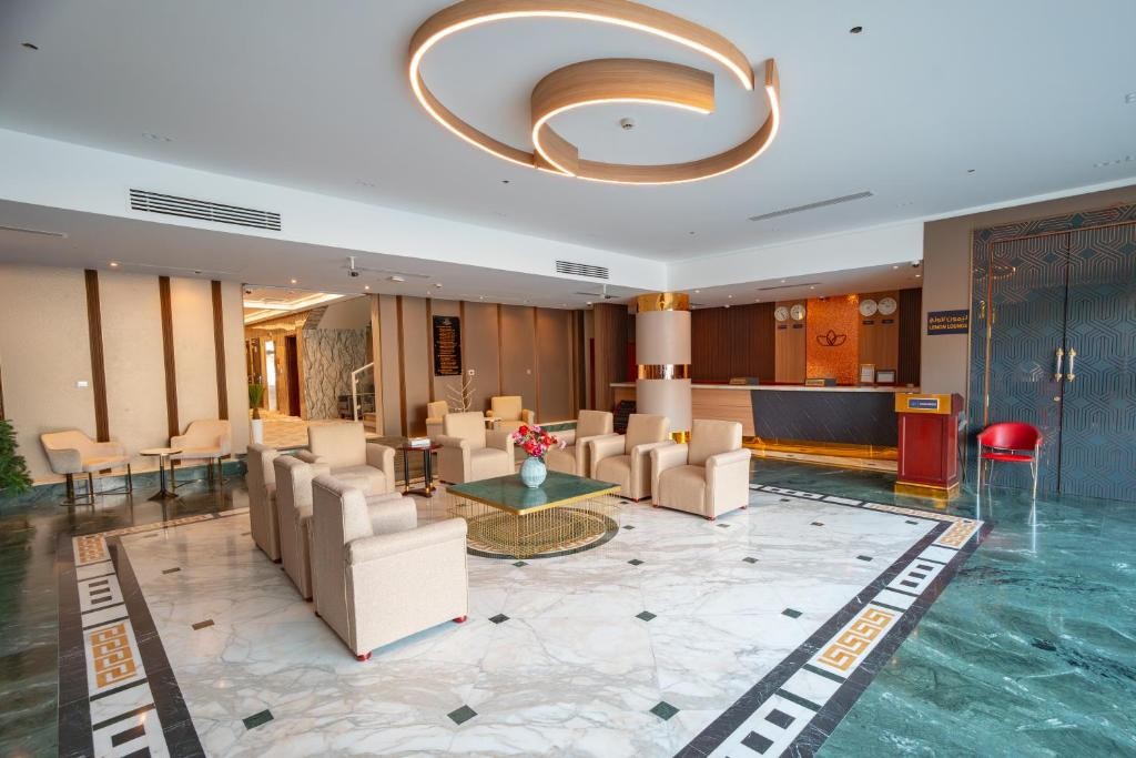 Grand Continent Hotel Dubai