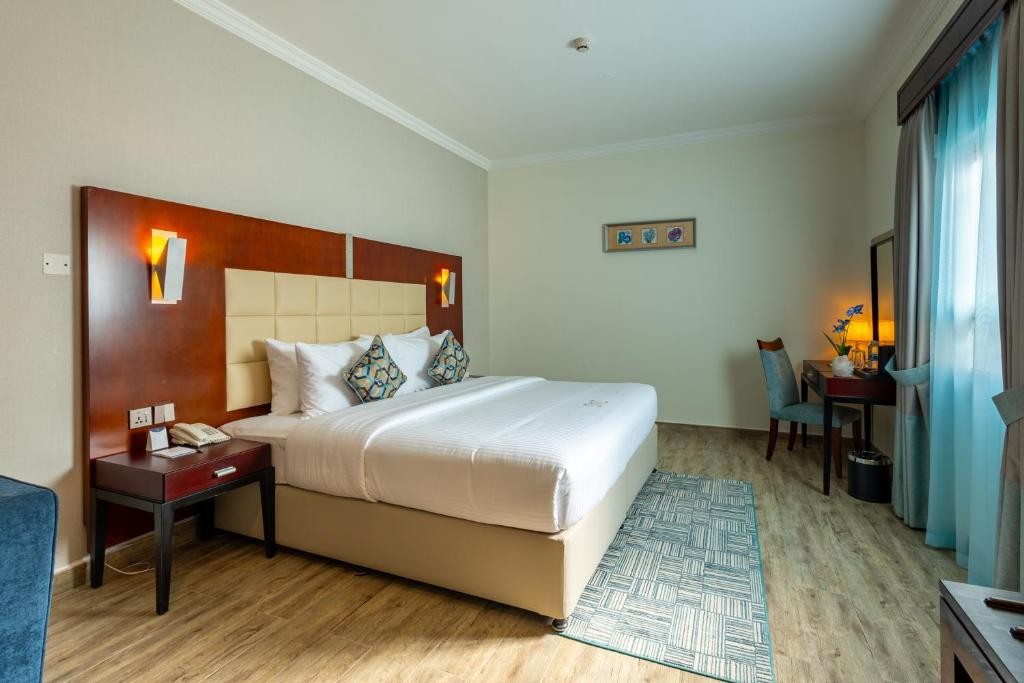 Grand Continent Hotel Dubai