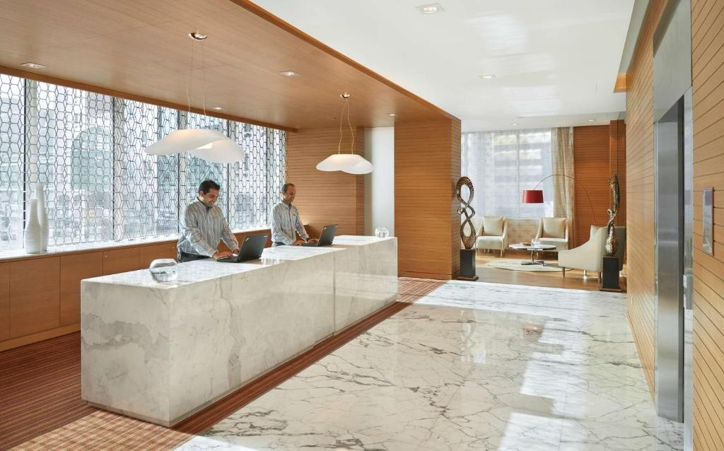 Hyatt Place Dubai Baniyas Square