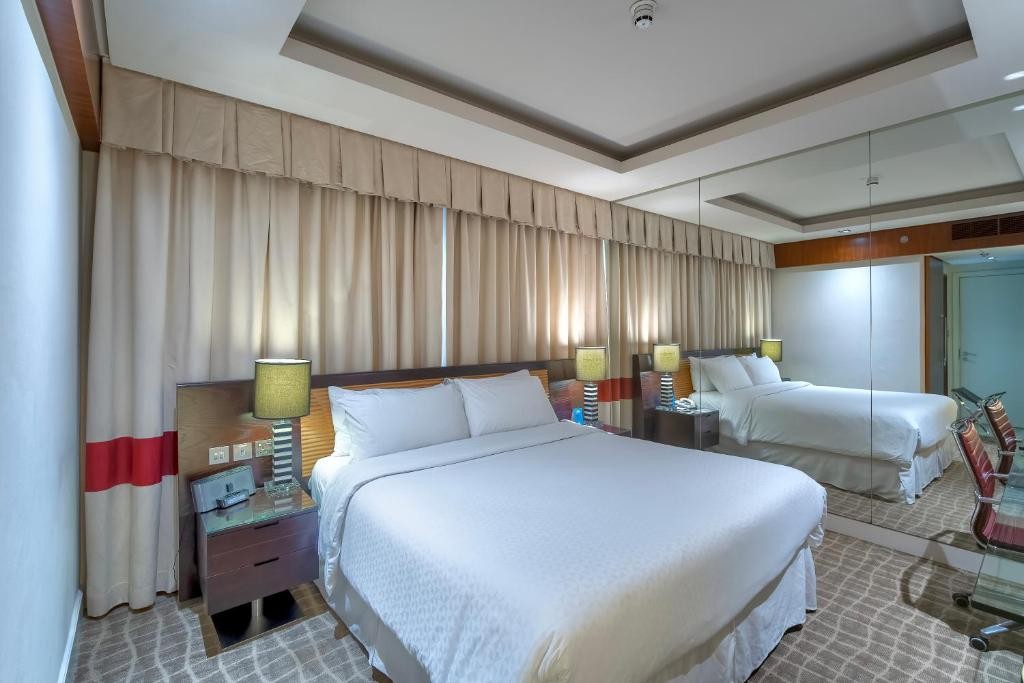 Majestic Premier Hotel