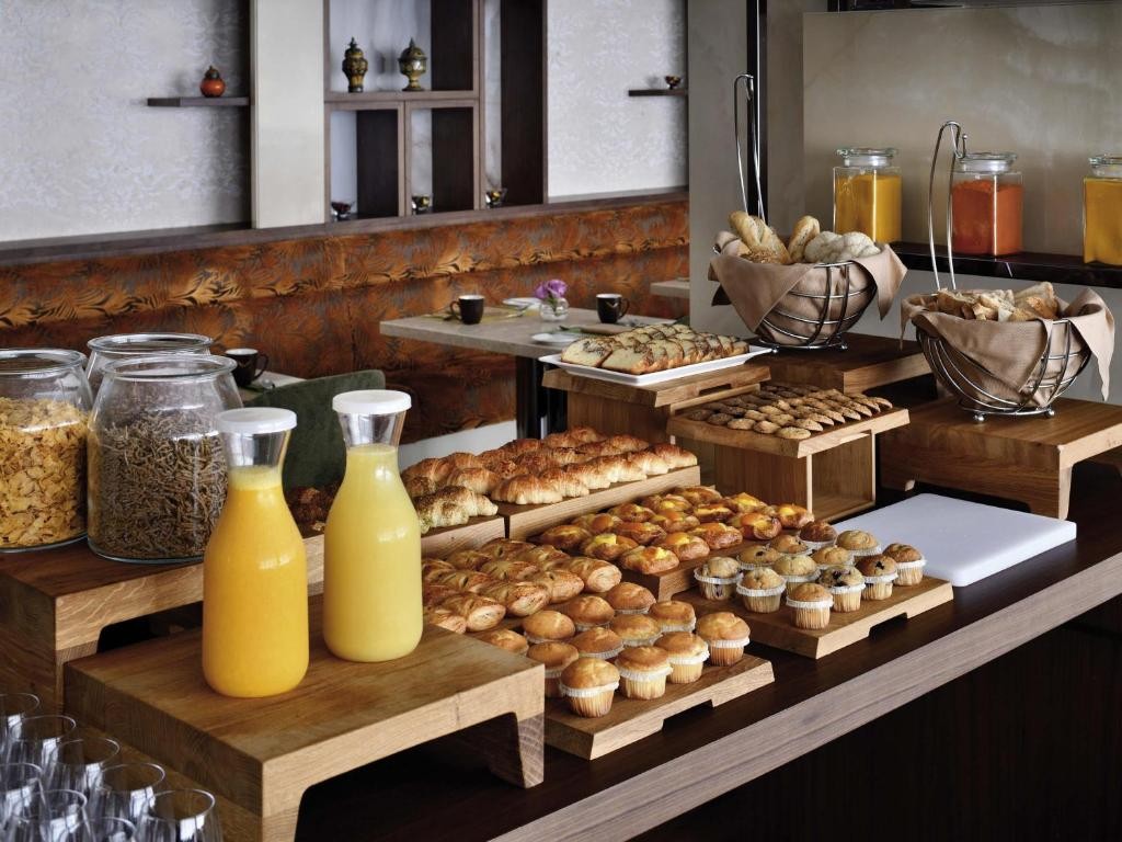 Movenpick Hotel Apartments Downtown Dubai