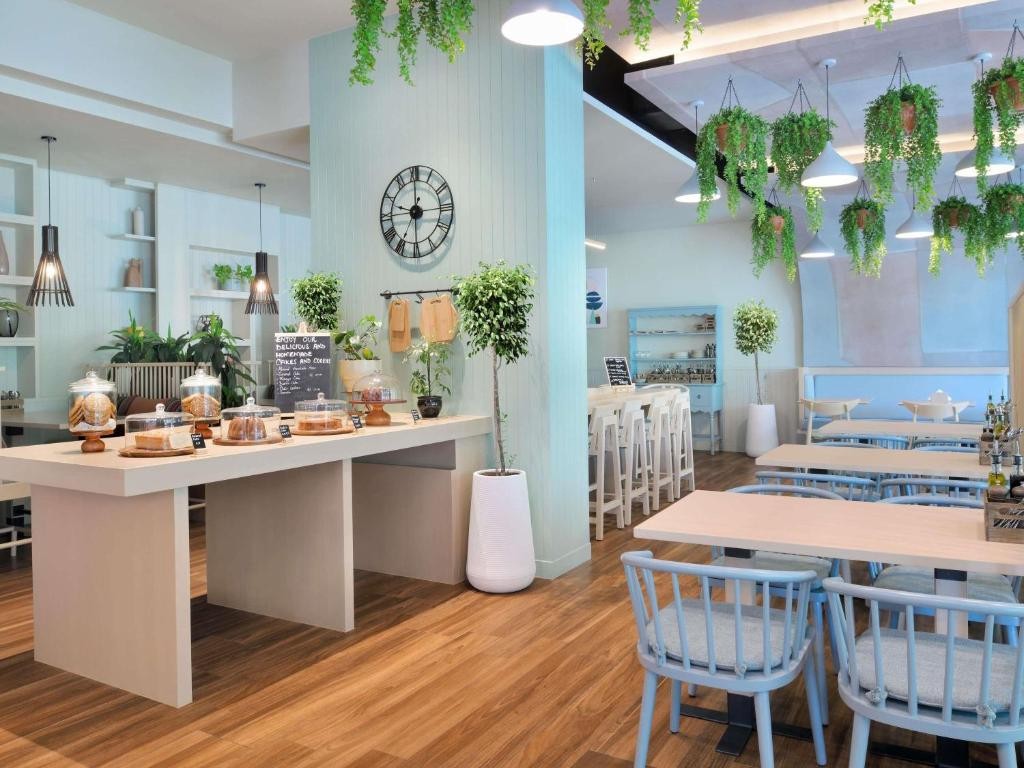 Movenpick Hotel Apartments Downtown Dubai