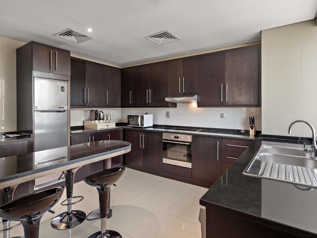 Pullman Dubai Jumeirah Lakes Towers