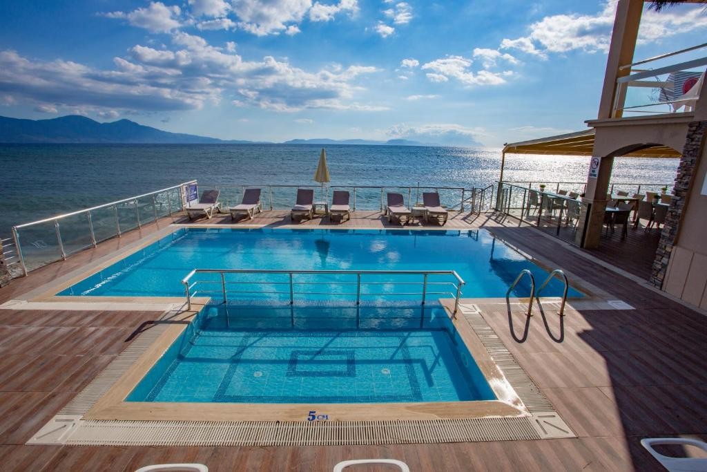MELIS HOTEL