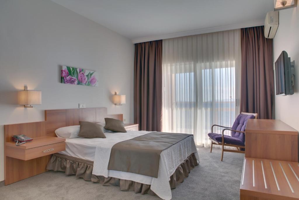 MELIS HOTEL