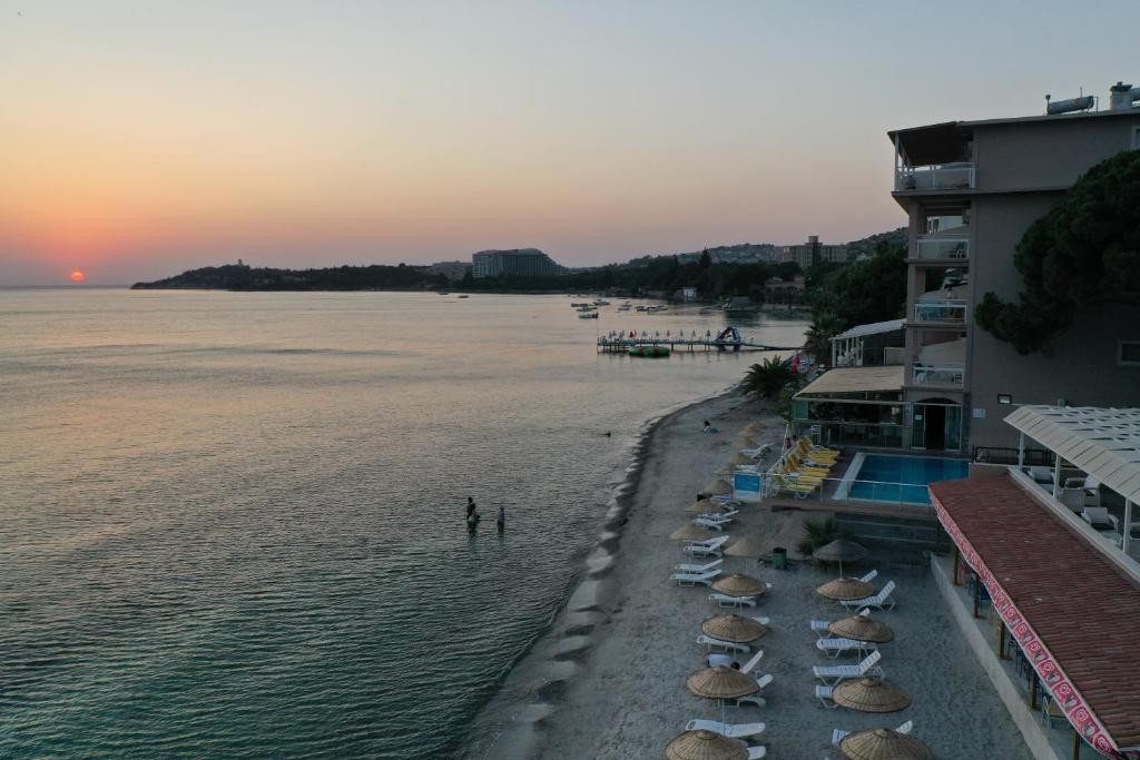 MELIS HOTEL