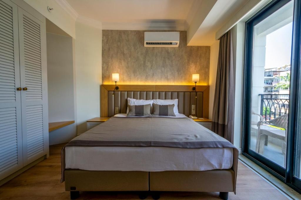 De'Manor Boutique Hotel