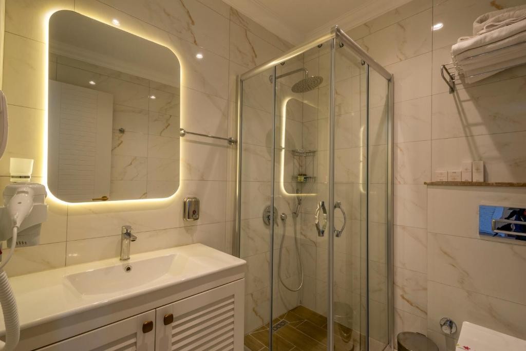 De'Manor Boutique Hotel