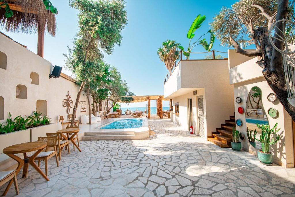 De'Manor Boutique Hotel