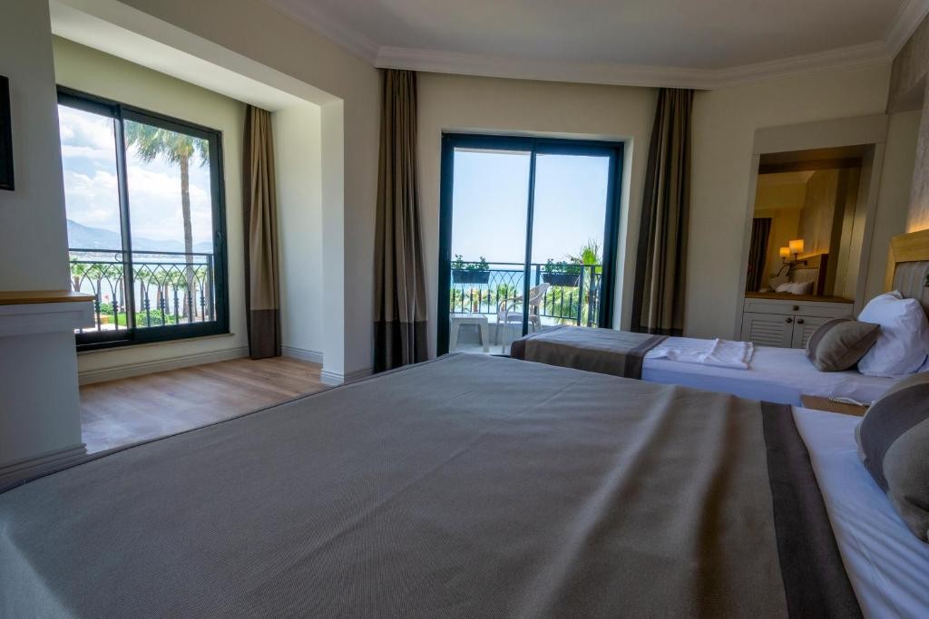 De'Manor Boutique Hotel